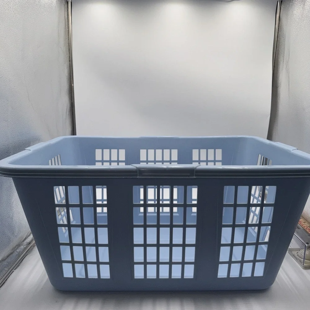Vtg Rubbermaid Laundry Basket 2973 Country Blue Hamper Rectangular Plastic